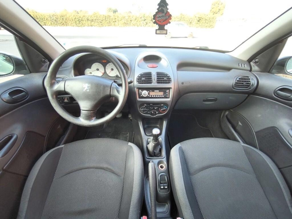 PEUGEOT 206+- BENZINA- OK NEOPATENTATI