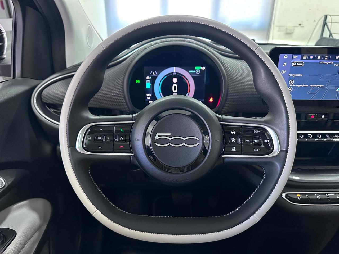 Fiat 500 500e Berlina 42 kWh La Prima by Bocelli