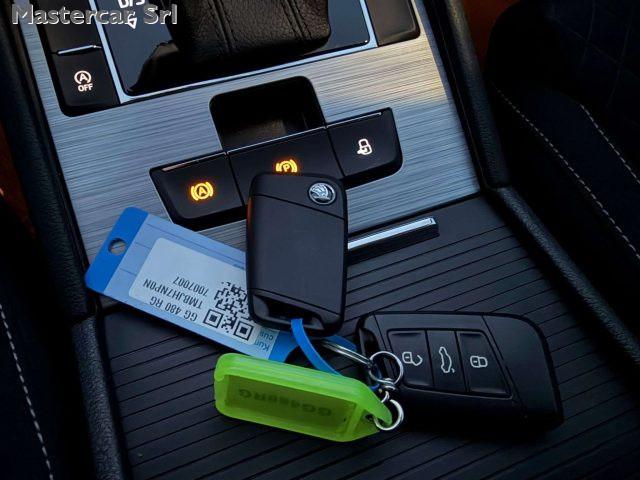 SKODA Superb Superb Wagon 2.0 tdi Executive 150cv dsg - GG480RG