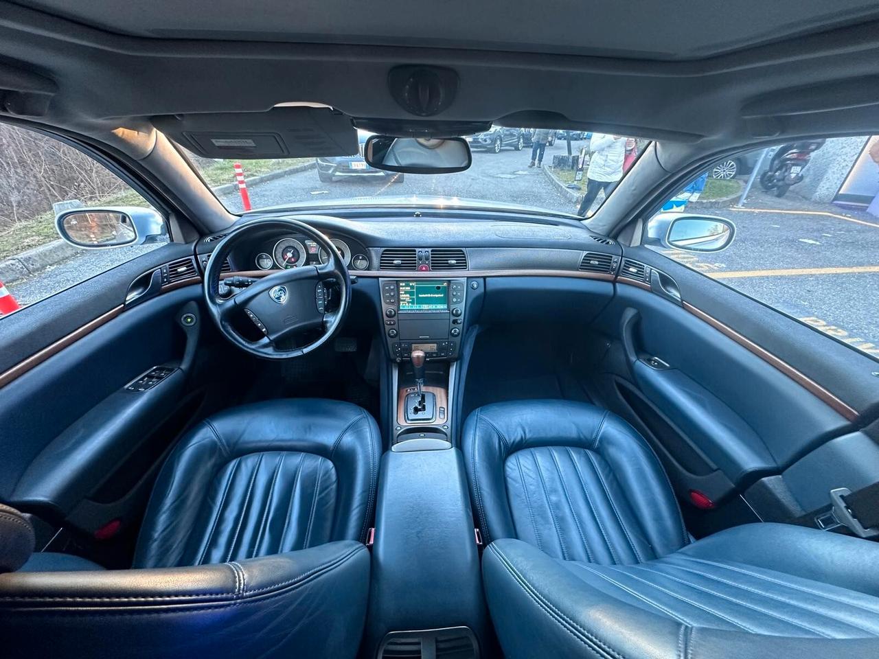 Lancia Thesis 2.4 JTD 20V aut. 100