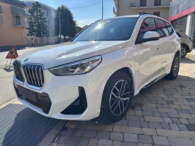 BMW X1 sdrive18d auto LED-NAVI-PELLE-18"