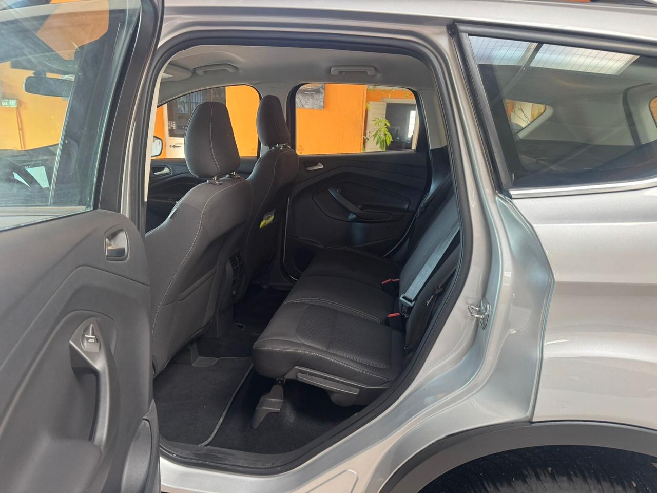 Ford Kuga 1.5 EcoBoost 150 CV 2WD Titanium