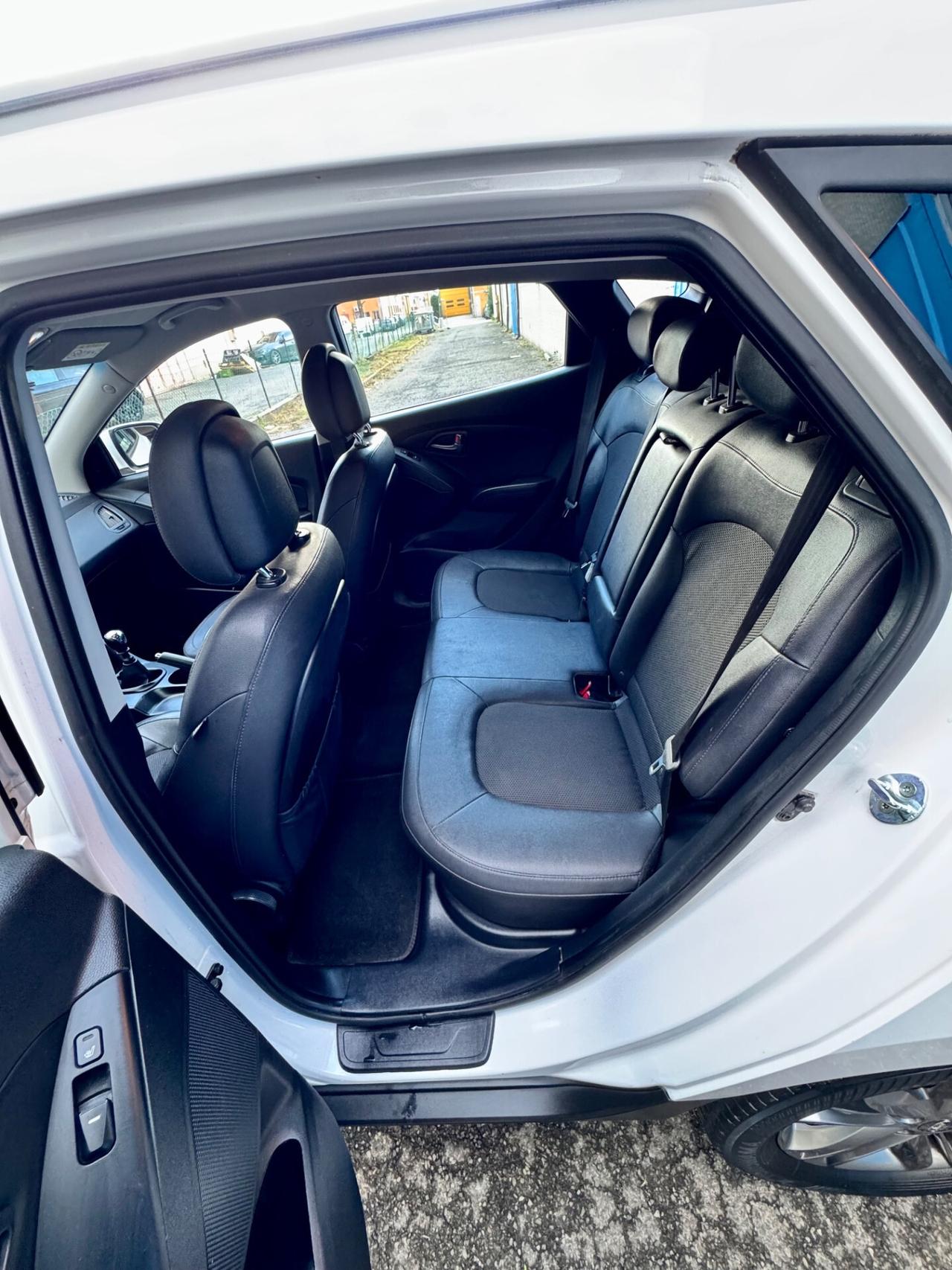 Hyundai iX35 1.7 CRDi 2WD Xpossible