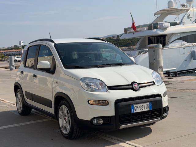 FIAT Panda 1.0 HYBRID CITY LIFE+CLIMATRONIC+SCHERMO+5POSTI