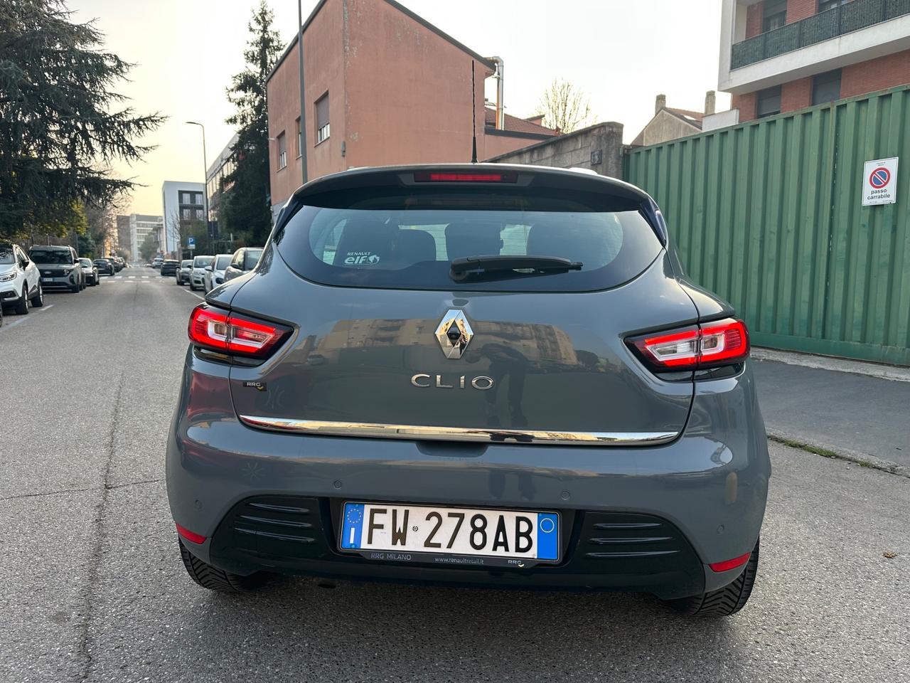 Renault Clio TCe 90 CV GPL 5 porte Moschino Intens