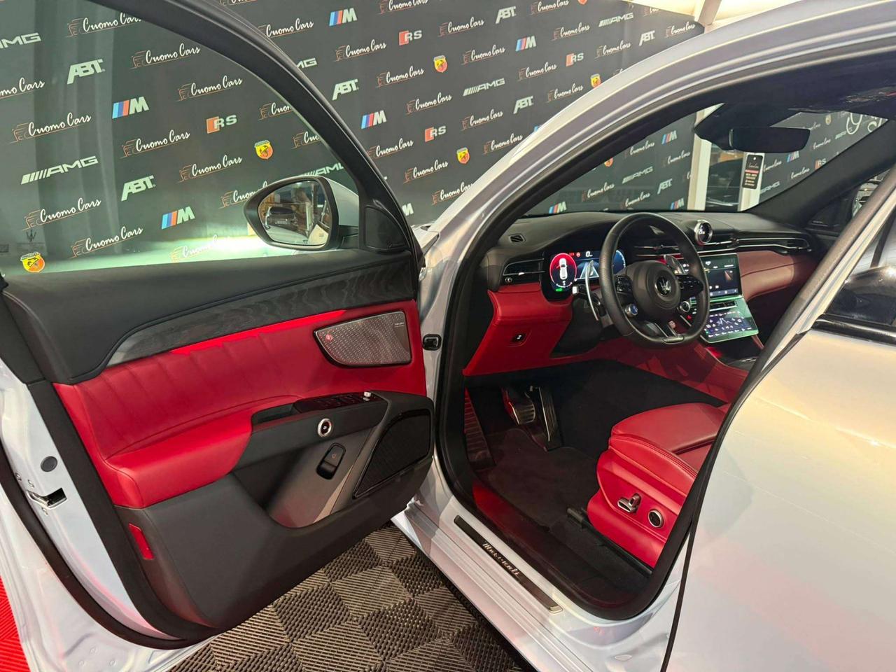 Maserati Grecale 2.0 mhev Modena 330cv auto
