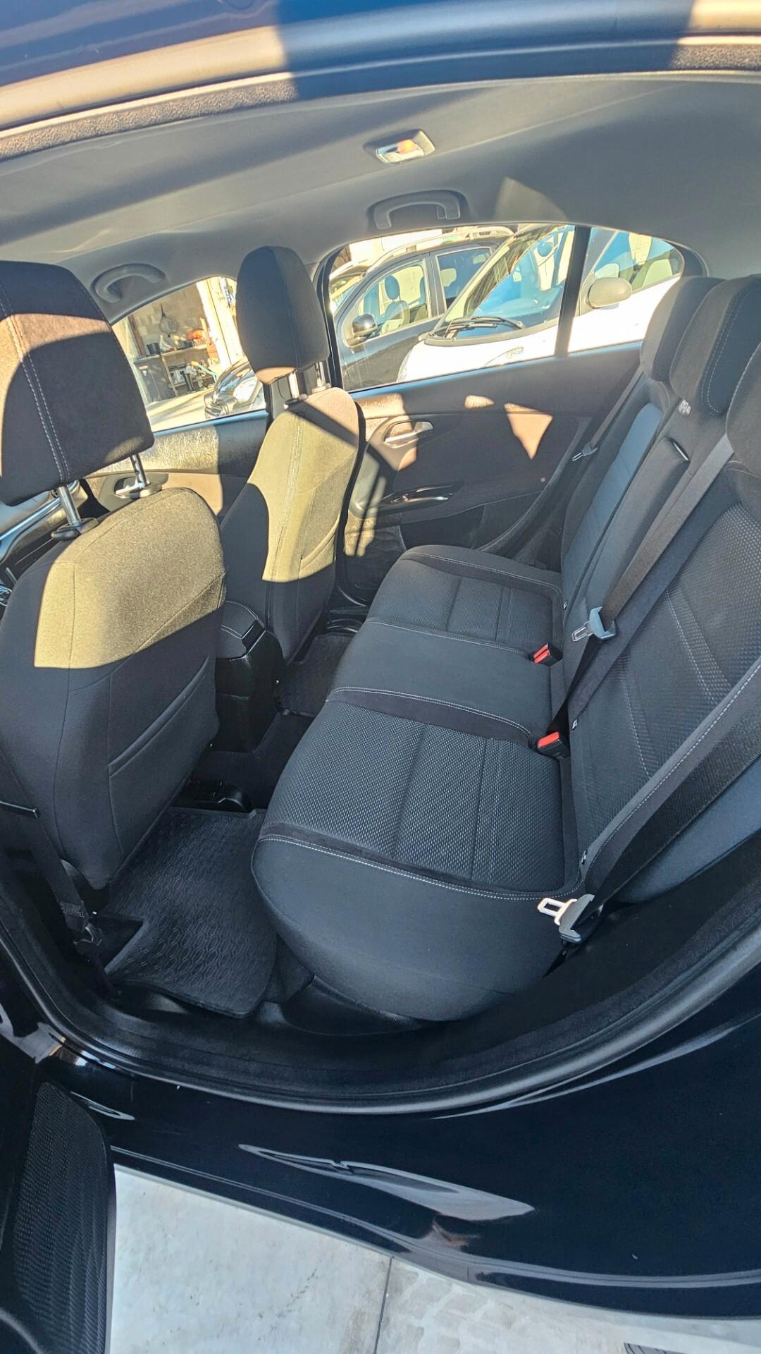 Fiat Tipo 1.6 Mjt S&S SW Lounge