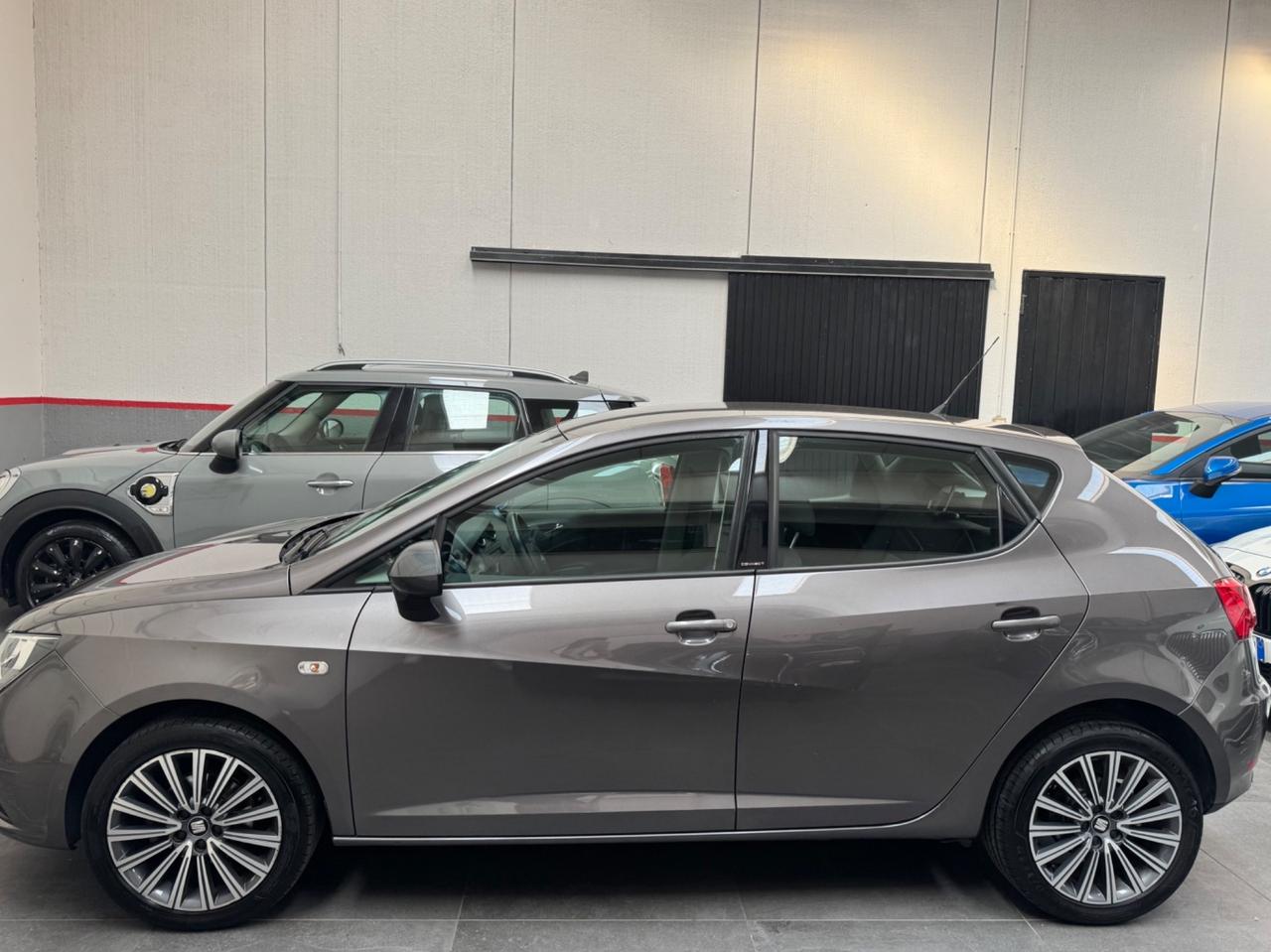 Seat Ibiza 1.4 TDI 90 CV CR 5p. Connect Grey