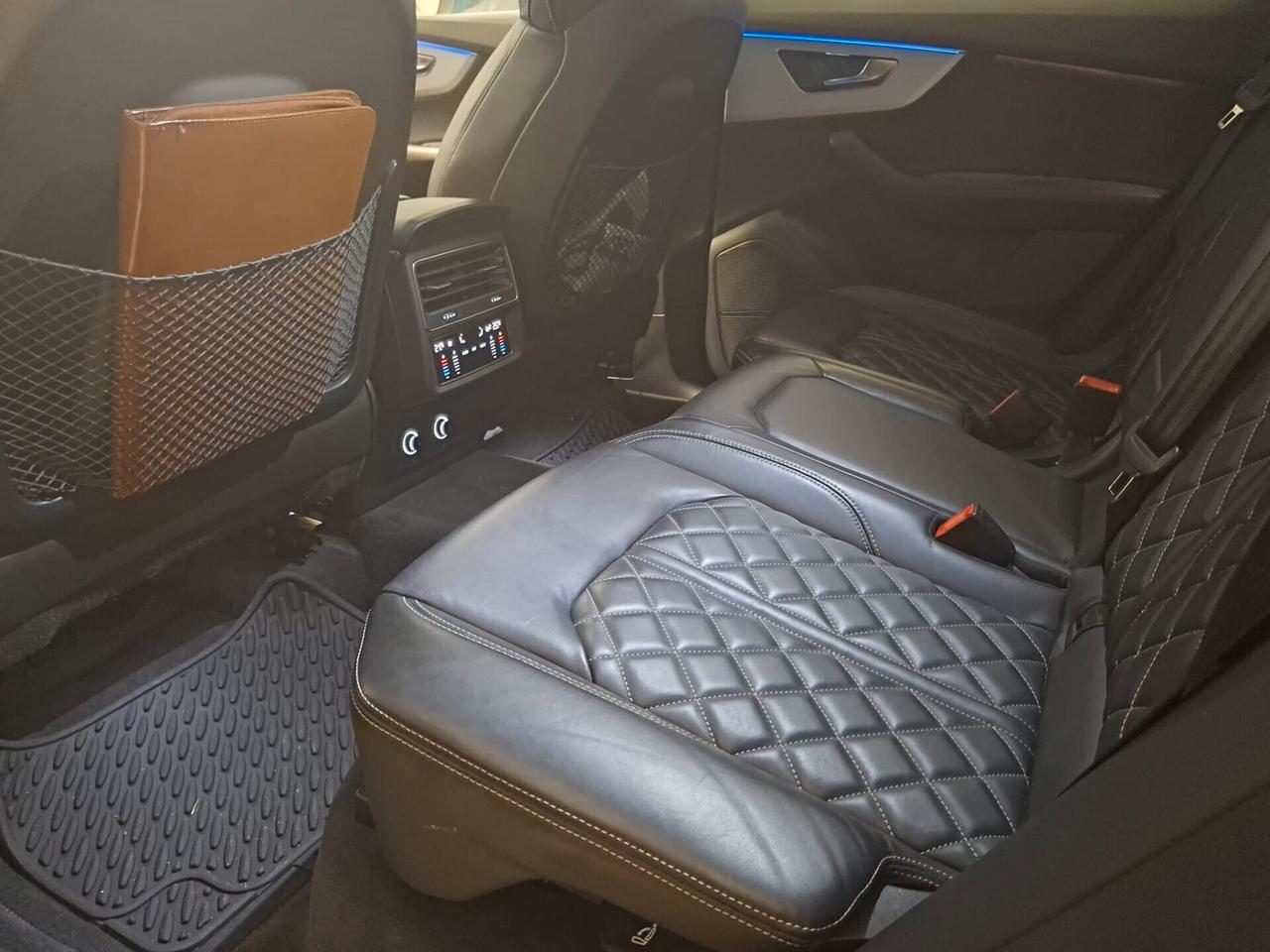 Audi Q8 SQ8 TDI quattro tiptronic