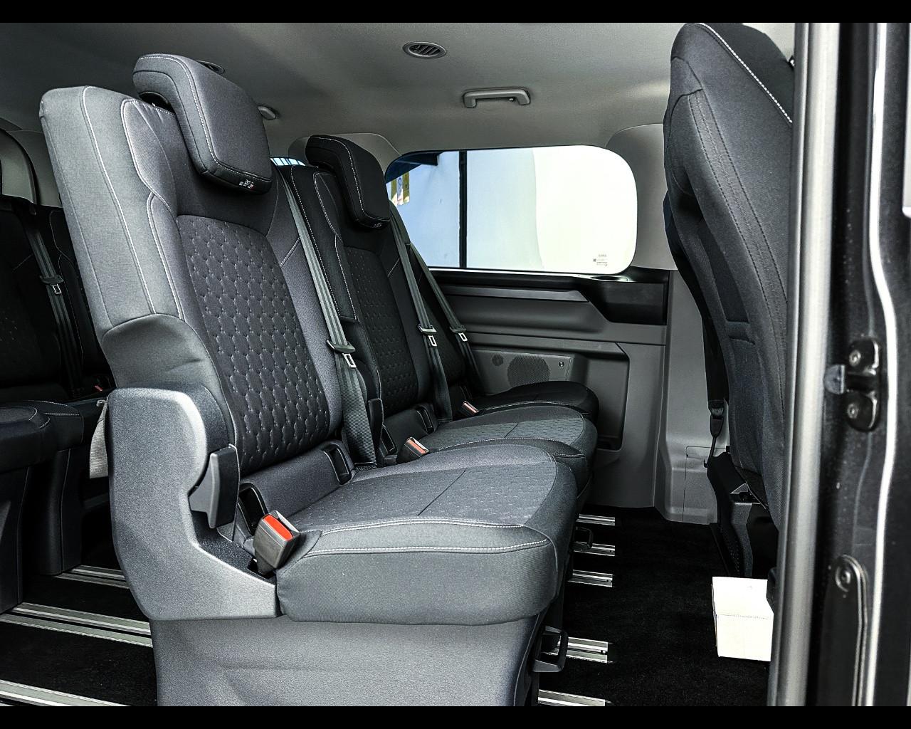 FORD Tourneo Custom 2ªs - Tourneo Custom 320 2.0 EcoBlue 170CV aut. AWD PC Titanium