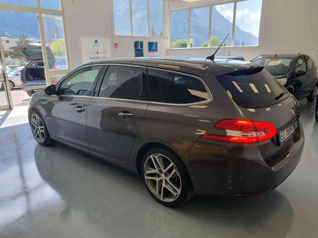 PEUGEOT 308 BlueHDi 120 S&S SW Allure