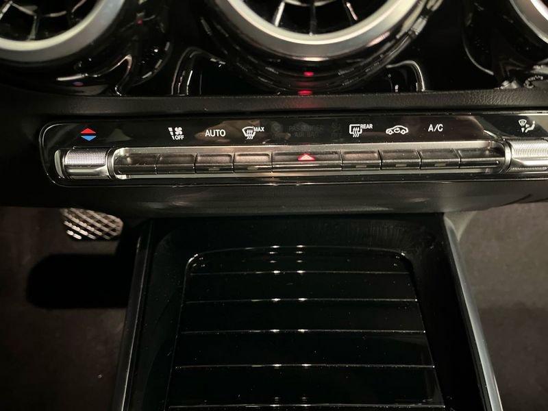 Mercedes-Benz GLA 180 d Automatic Business Extra night