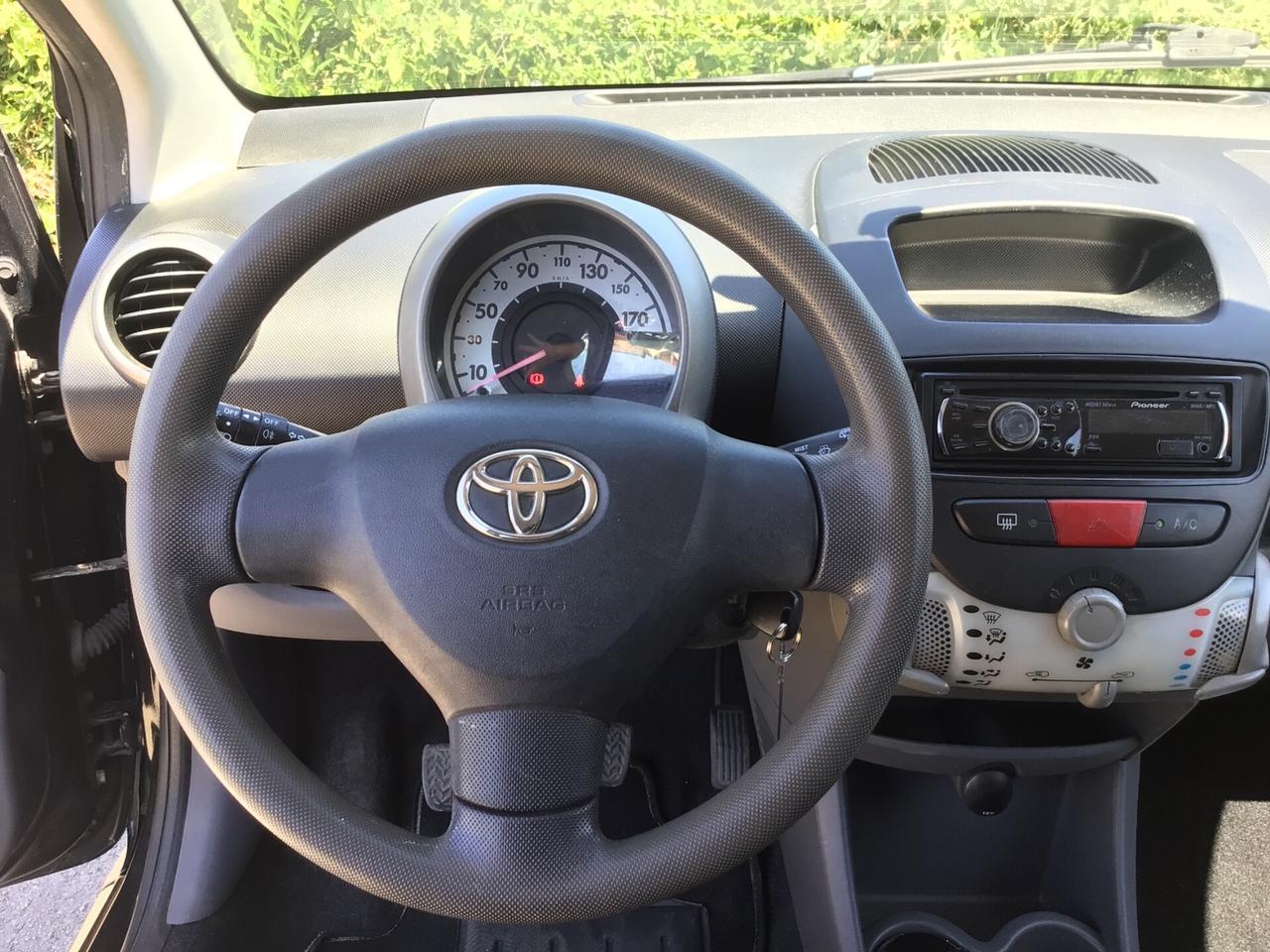Toyota Aygo 1.0 12V VVT-i 3 porte