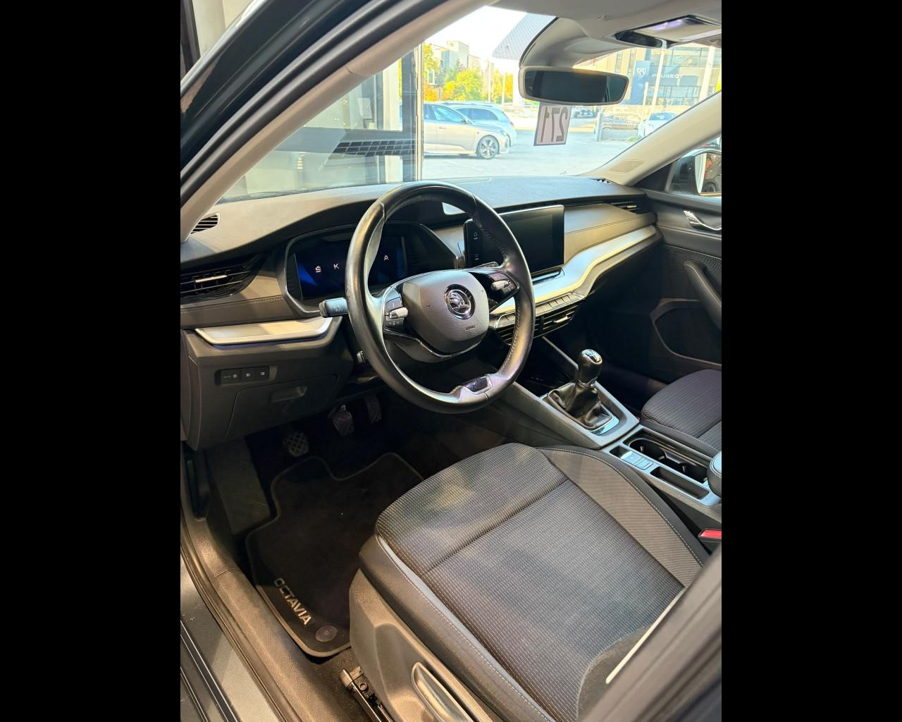 SKODA Octavia IV 2020 Wagon - Octavia Wagon 2.0 tdi evo Executive 115cv