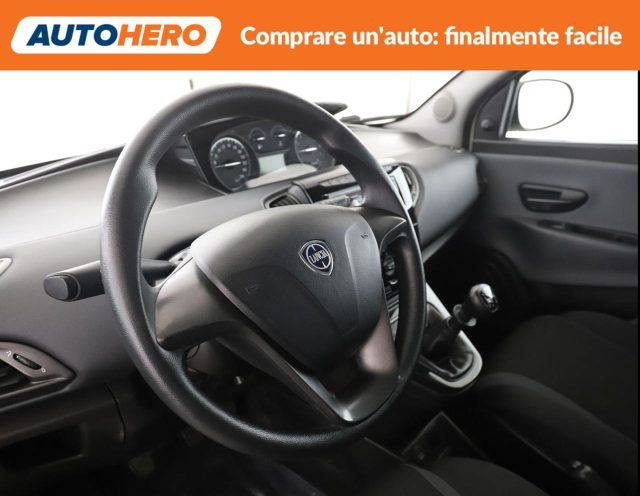 LANCIA Ypsilon 1.2 69 CV 5 porte Silver
