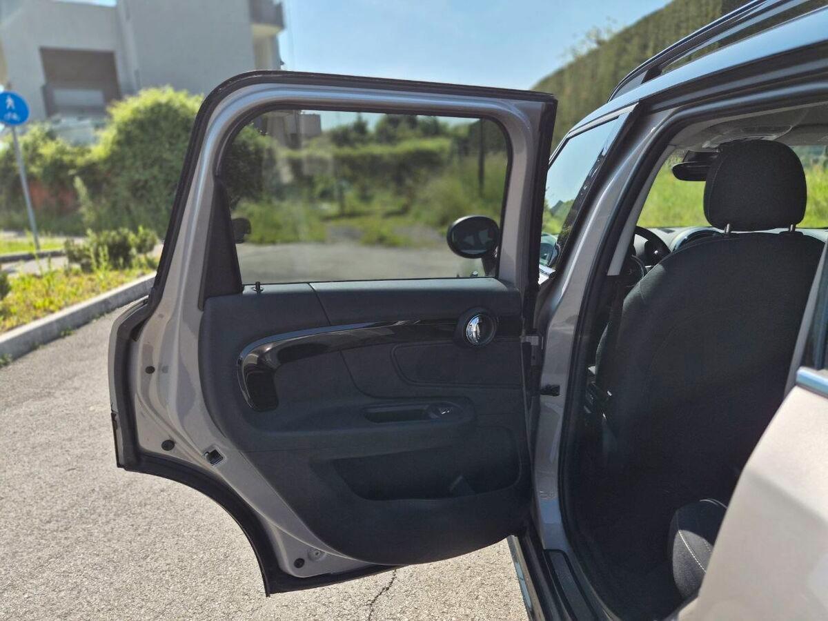 Mini Countryman 2.0 Cooper D Business auto