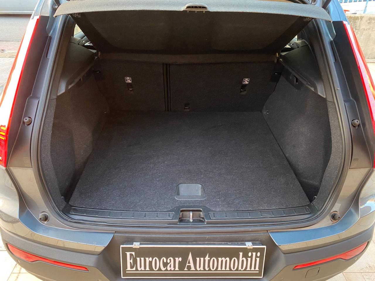 Volvo XC40 D3 Momentum - 2.0 TDI 150 CV