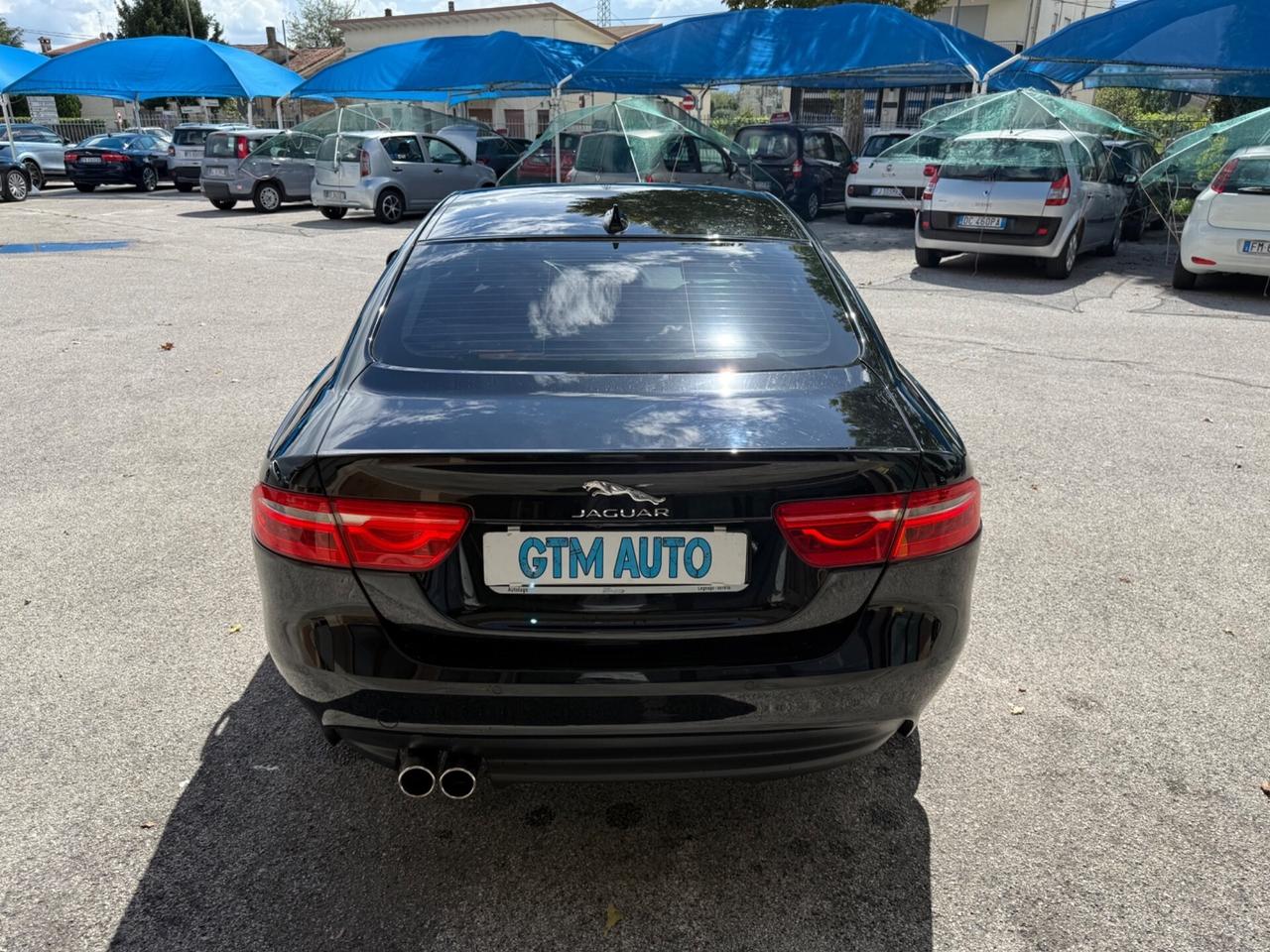 Jaguar XE 2.0 D Turbo aut. Pure