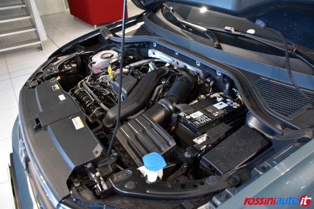 VOLKSWAGEN T-Roc 1.5 TSI 150 CV DSG LIFE + TECH PACK - I.Q DRIVE -