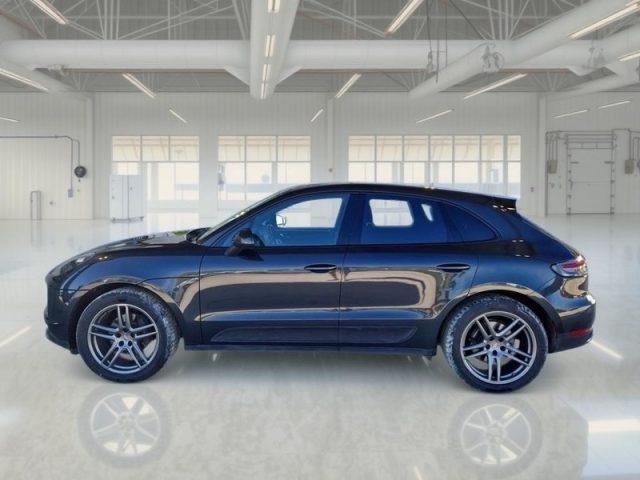 PORSCHE Macan 2.0