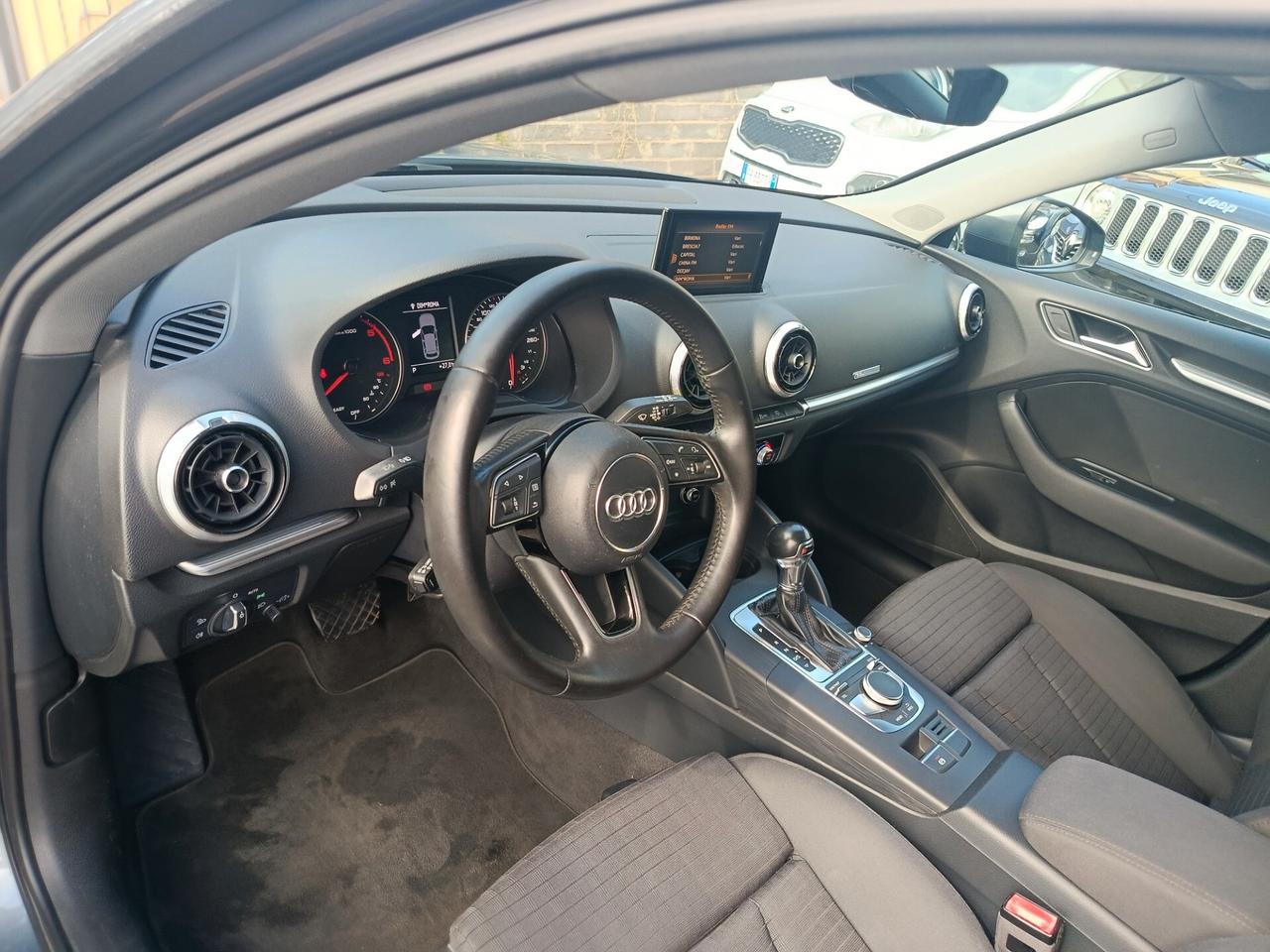 Audi A3 1.6 TDI 116 CV S tronic Sport