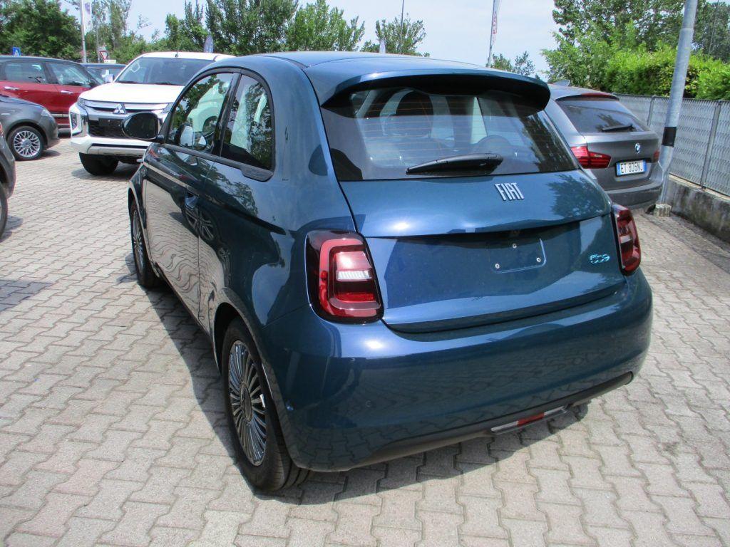 Fiat 500e Camera/Pack Comfort/Navi