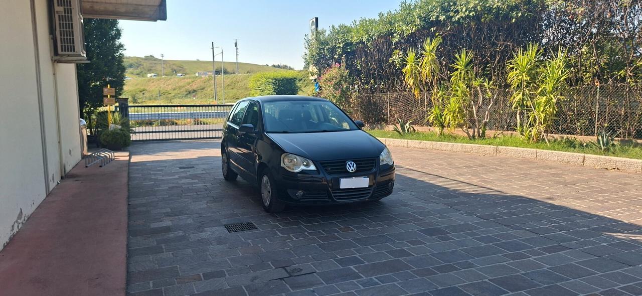 Volkswagen Polo 1.2/64CV 12V 5p. Trendline