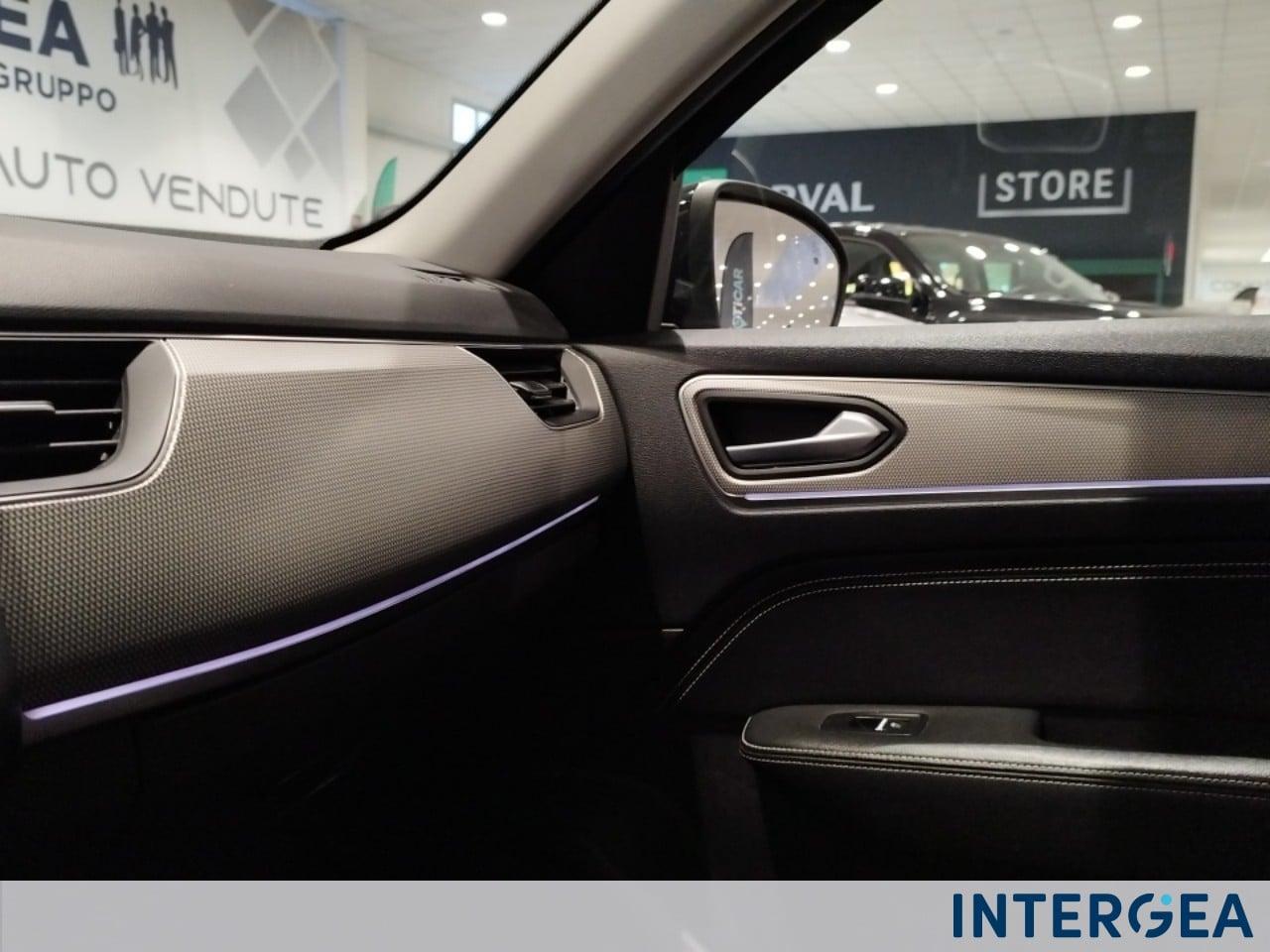 RENAULT Arkana 1.6 E-Tech full hybrid Techno 145cv