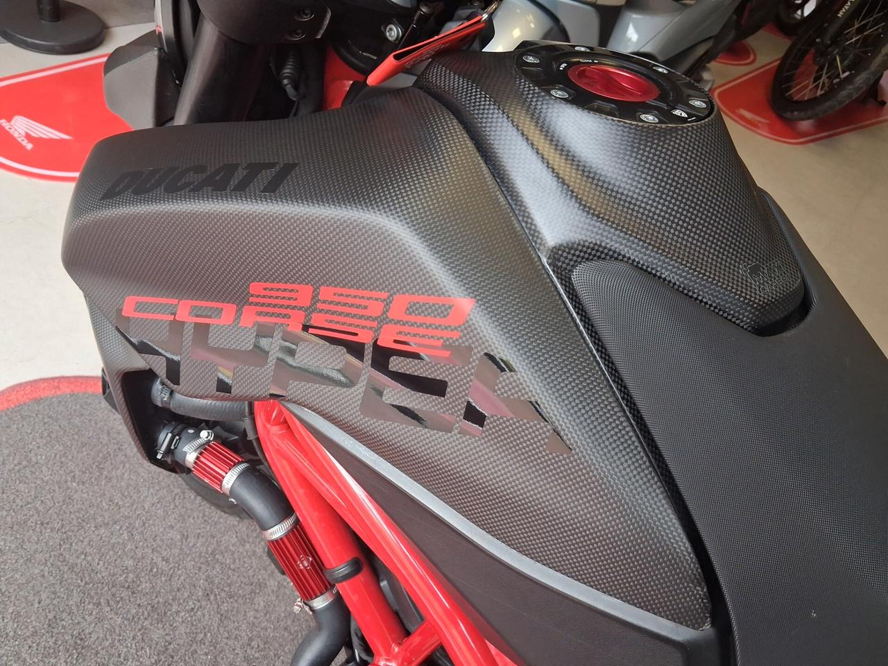 Ducati Hypermotard 950 SP