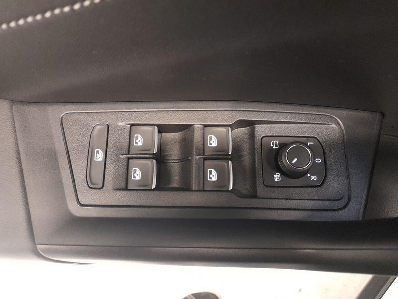 Volkswagen T-Roc T-Roc 2.0 tdi R-Line Plus 150cv dsg