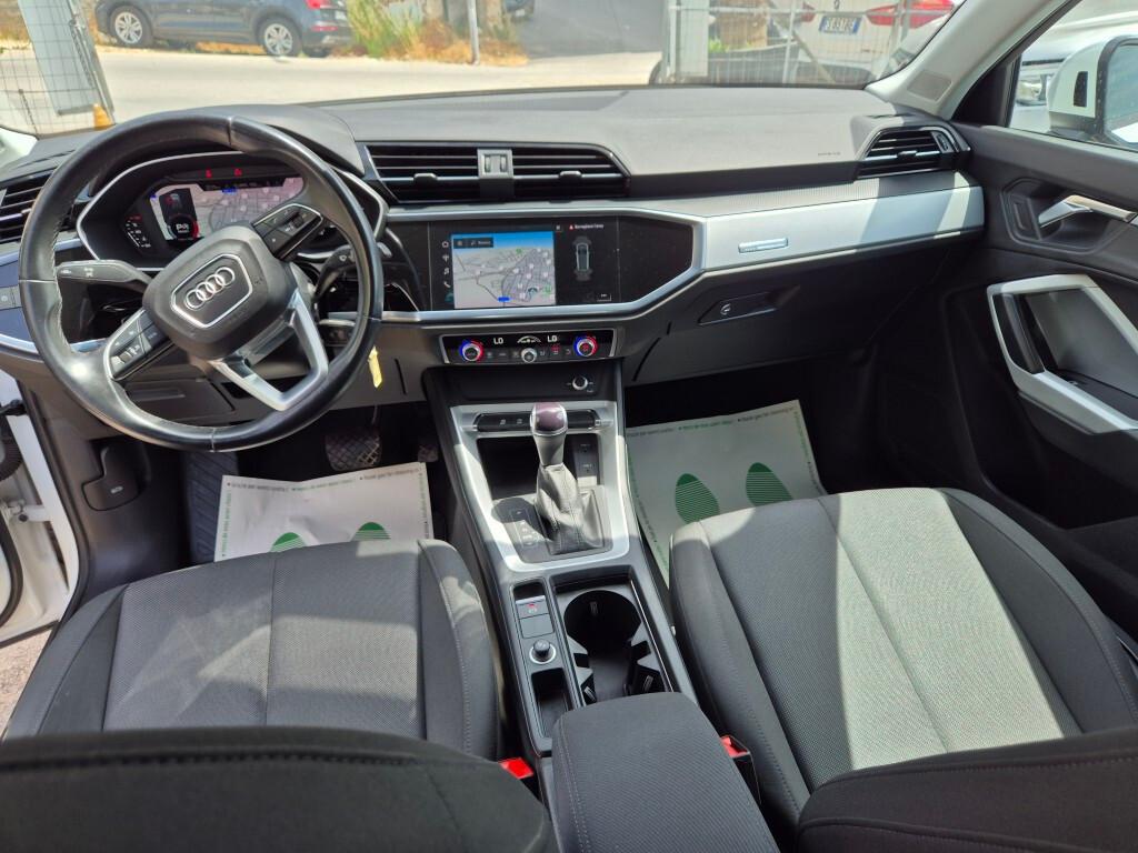 Audi Q3 2.0 TDI 150CV S-tronic
