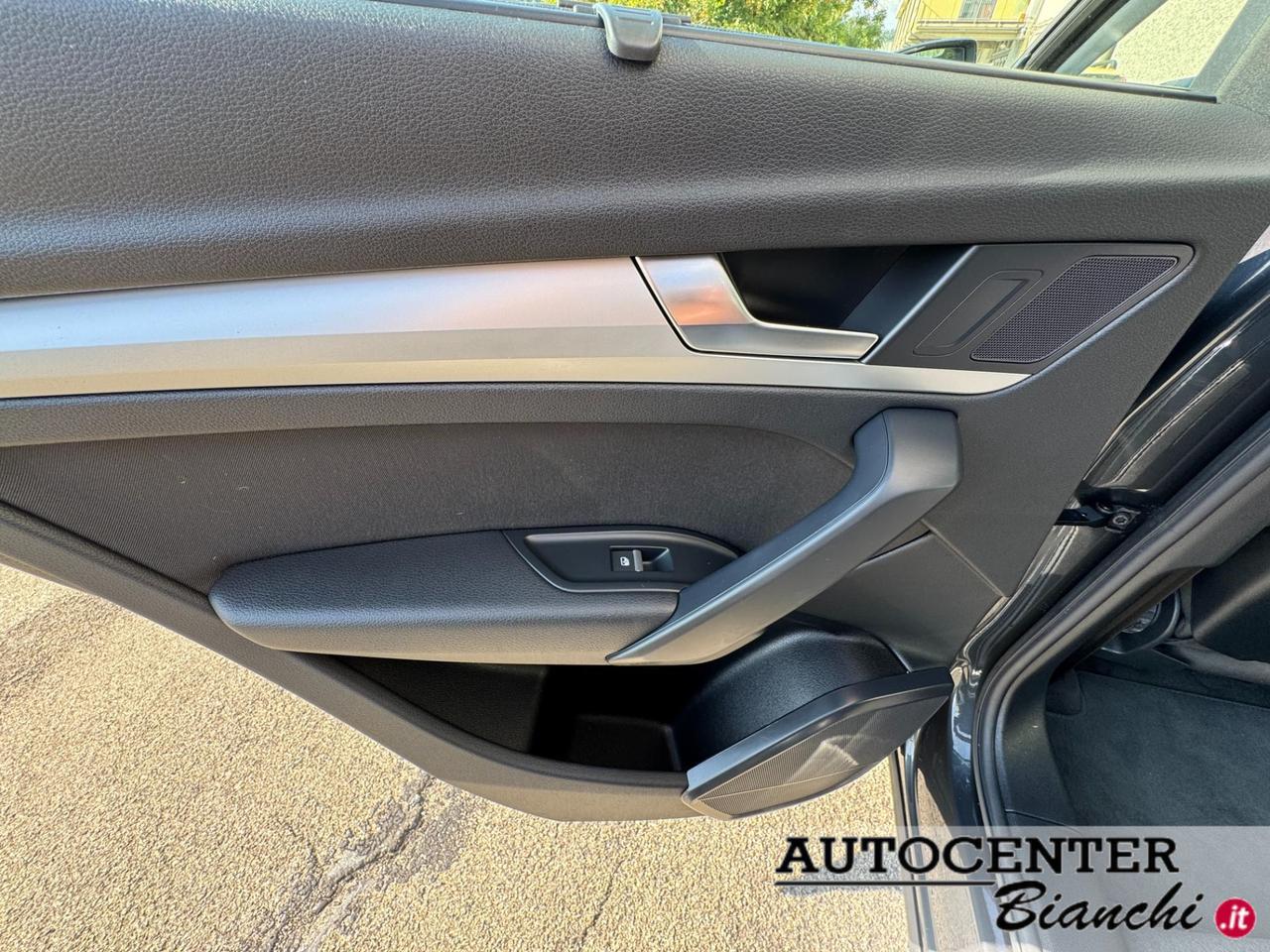 Audi Q5 40 2.0 tdi mhev 12V quattro s-tronic