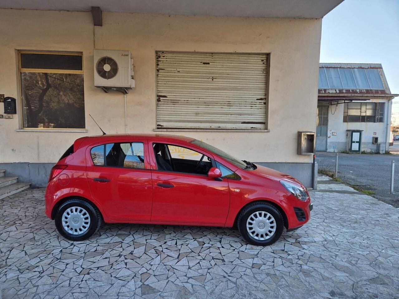 Opel Corsa 1.2 5 porte Edition DA VETRINA NEOPATENTATI OFFERTA VALIDA FINO AL 22/04/2025