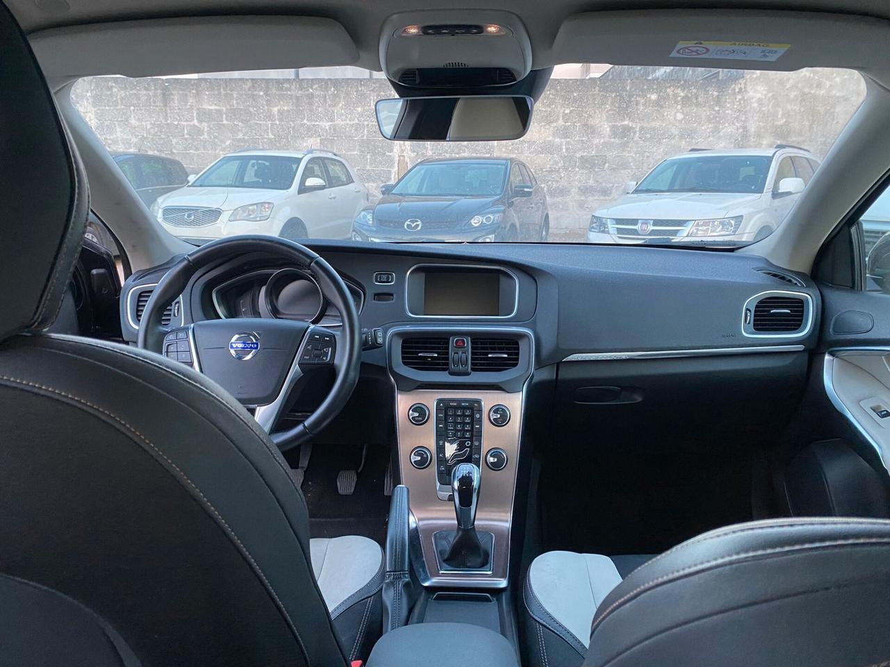 Volvo V40 D4 Momentum