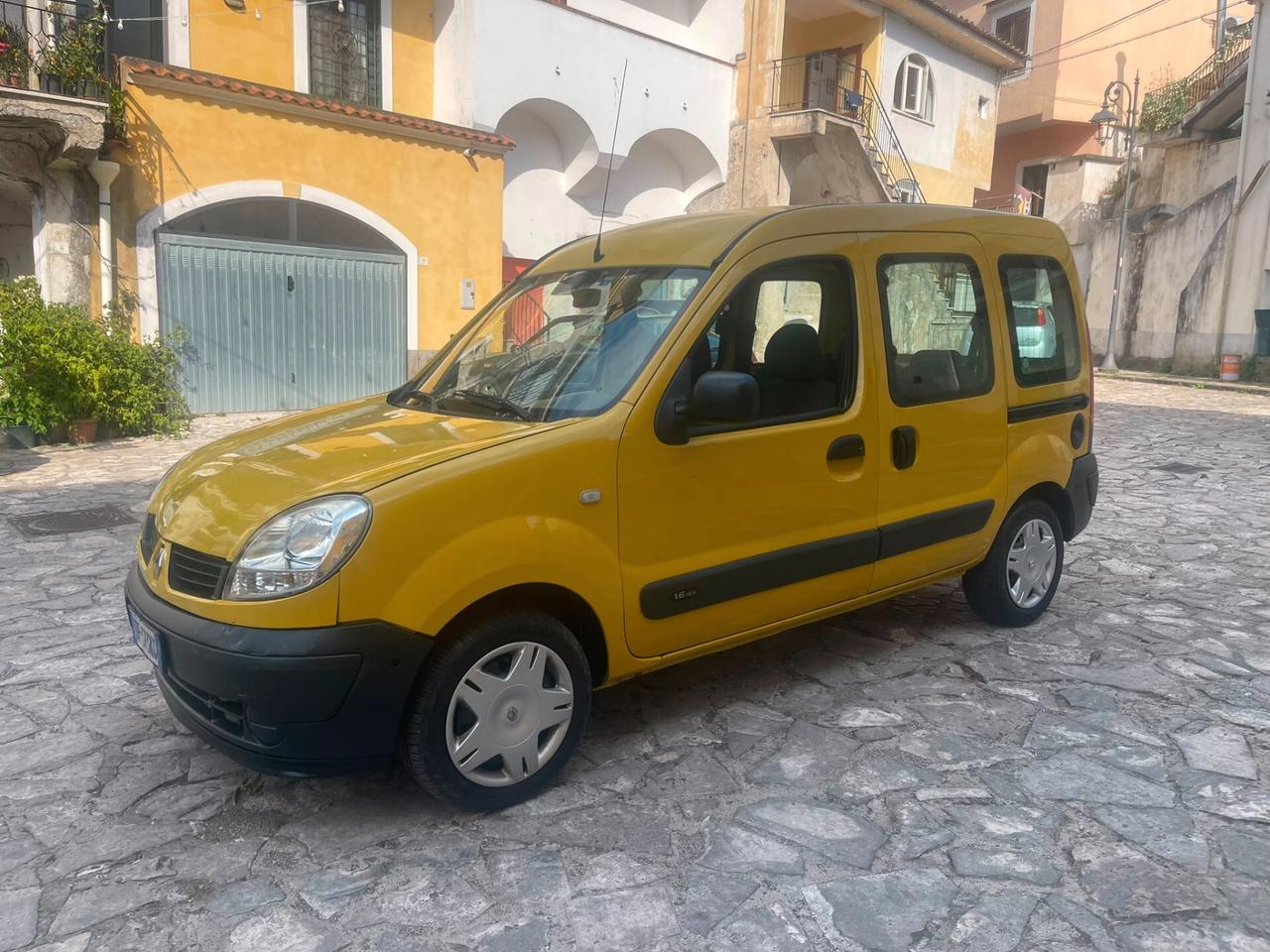 Renault Kangoo 1.6 16V 5p. BenzMet. Confort