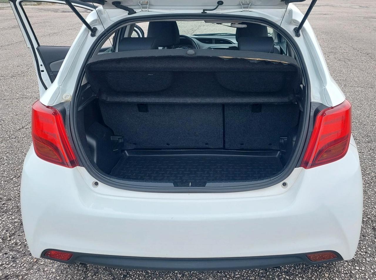 TOYOTA YARIS 1.0-UNICO PROPRIETARIO-NEOPATENTATI