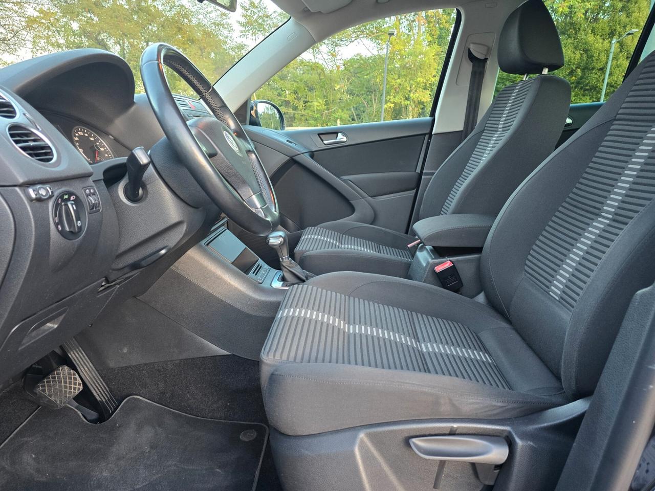 Volkswagen Tiguan 2.0 TDI DPF 4MOTION DSG R-Line