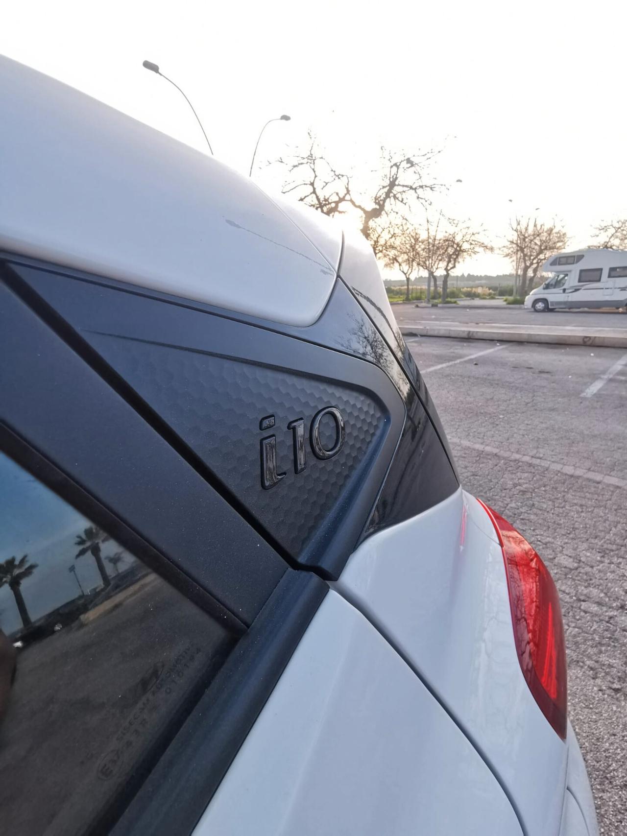 Hyundai i10 1.0 MPI Tech A/T solo km.39000