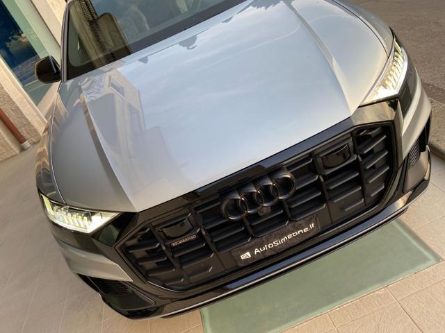 AUDI Q8 55 3.0 TFSI e quattro tiptronic Sport S line plus