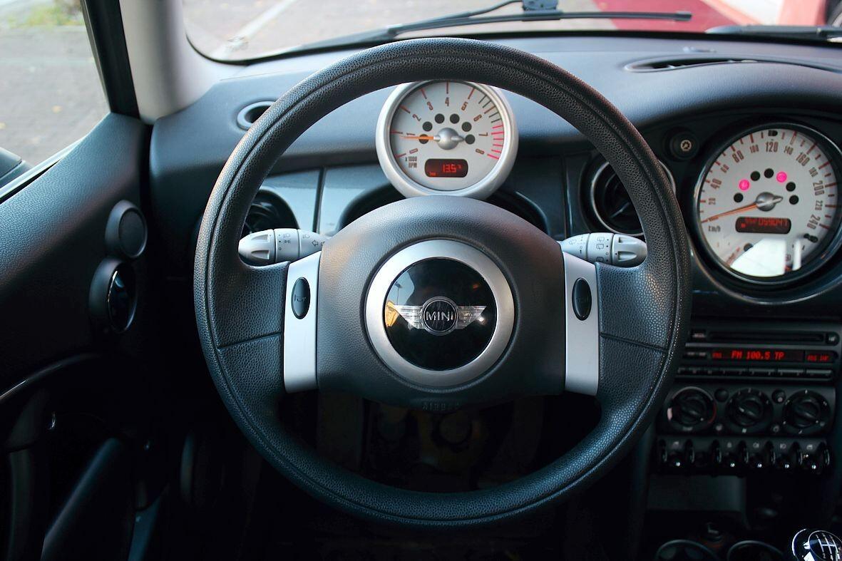 Mini Mini 1.6 16V One
