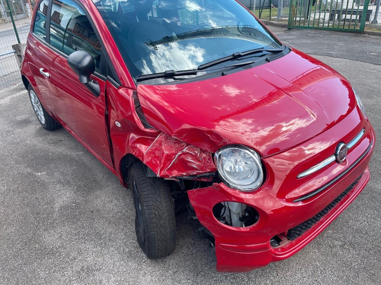 Fiat 500 1.0 Hybrid 2024 6628km sinistrata