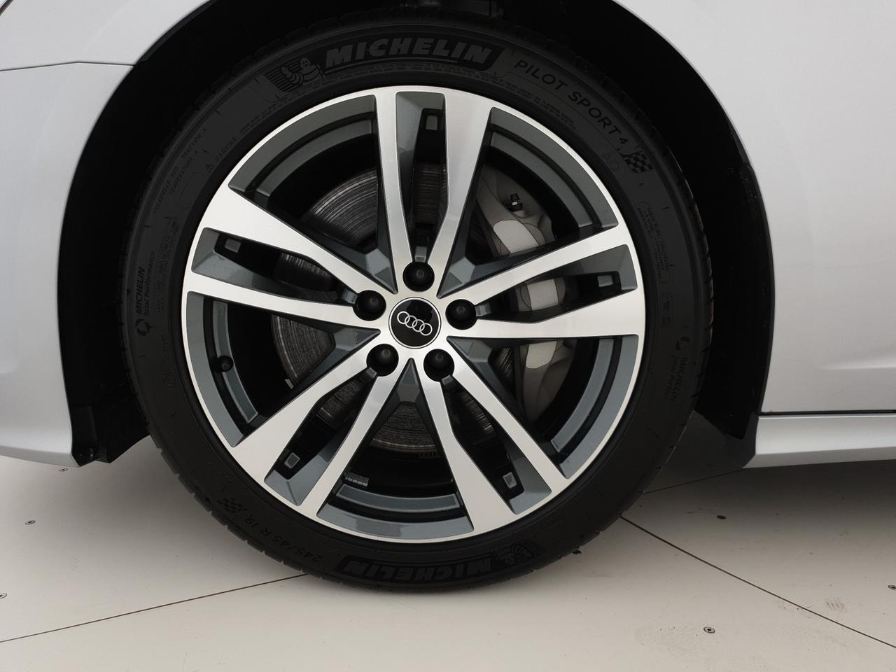 Avant 50TFSIe 299CV quattro Stronic S line Edition