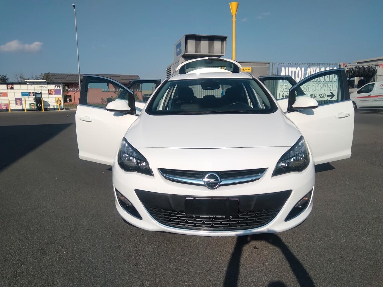 Opel Astra 1.6 CDTI EcoFLEX S&S Sports Tourer Cosmo x neopatentati