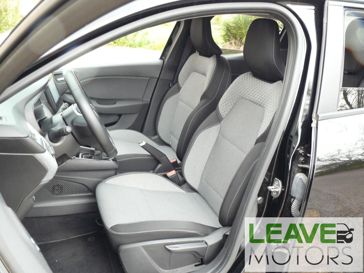 Renault Clio 100 CV GPL Evolution (M1495)