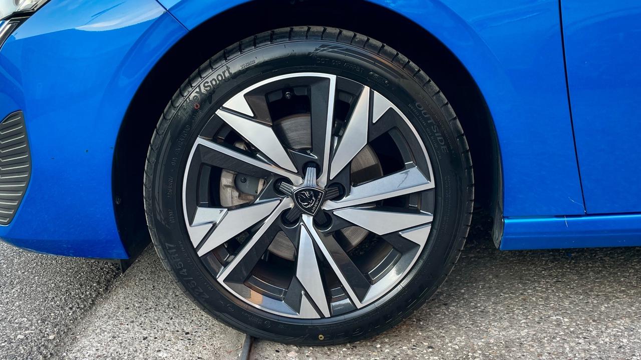 PEUGEOT 308 1.5 BLUEHDI ALLURE PACK 131CV - FULL LED, VIRTUAL COCKPIT, NEOPATENTATI