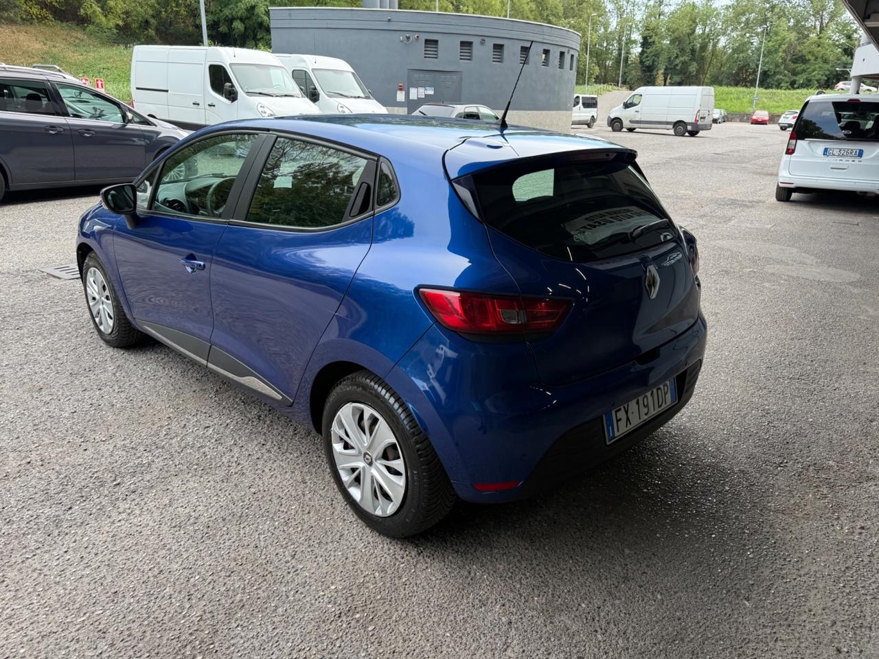 Renault Clio TCe 12V 90 CV 5 porte Moschino Life
