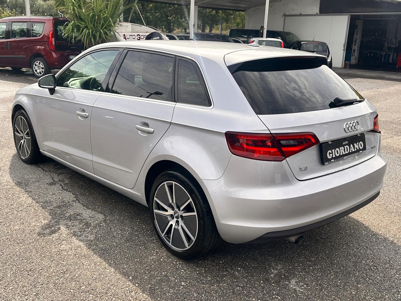 Audi A3 Sportback 1.6 tdi 105 cv S-Tronic