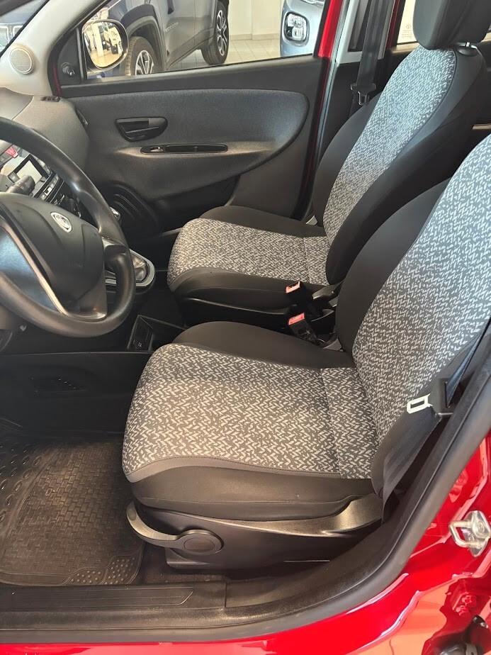 Lancia Ypsilon 1.2 69 CV 5 porte GPL Ecochic Elefantino Blu
