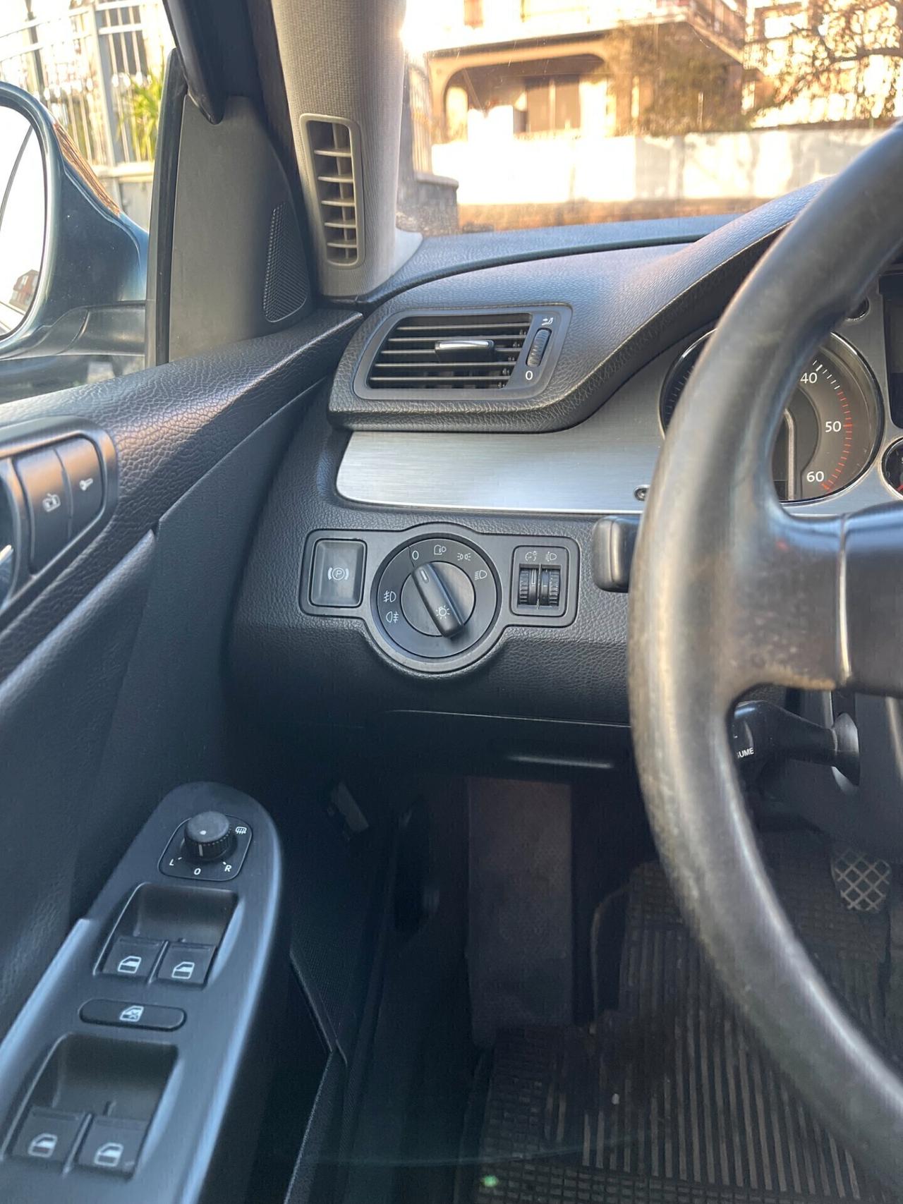 Volkswagen Passat 2.0 TDI 140cv Full Optional