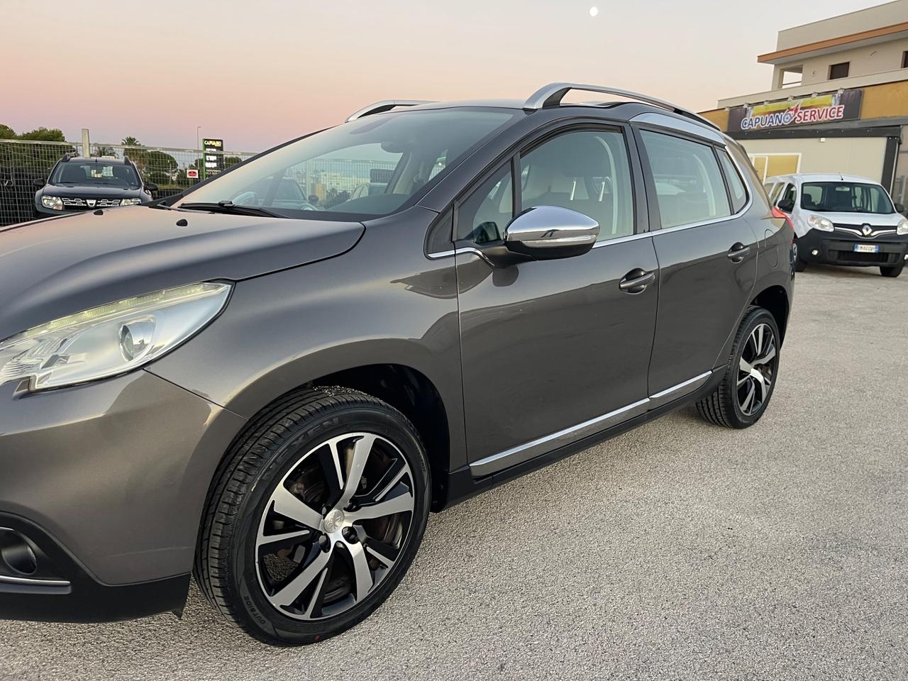 PEUGEOT 2008 1.6 HDI FULL LED ALLURE PARI AL NUOVO